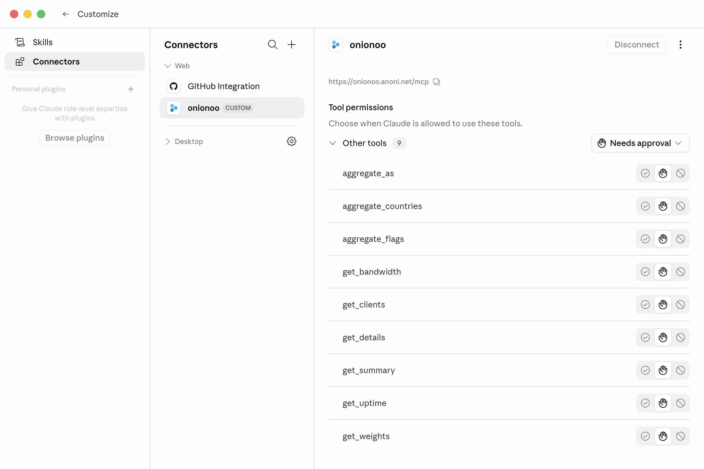 Claude Desktop 的 Connectors 设置页，onionoo 显示为 CUSTOM connector、连到 https://onionoo.anoni.net/mcp，工具清单列出 aggregate_as、aggregate_countries、aggregate_flags、get_bandwidth、get_clients、get_details、get_summary、get_uptime、get_weights 等 9 个工具